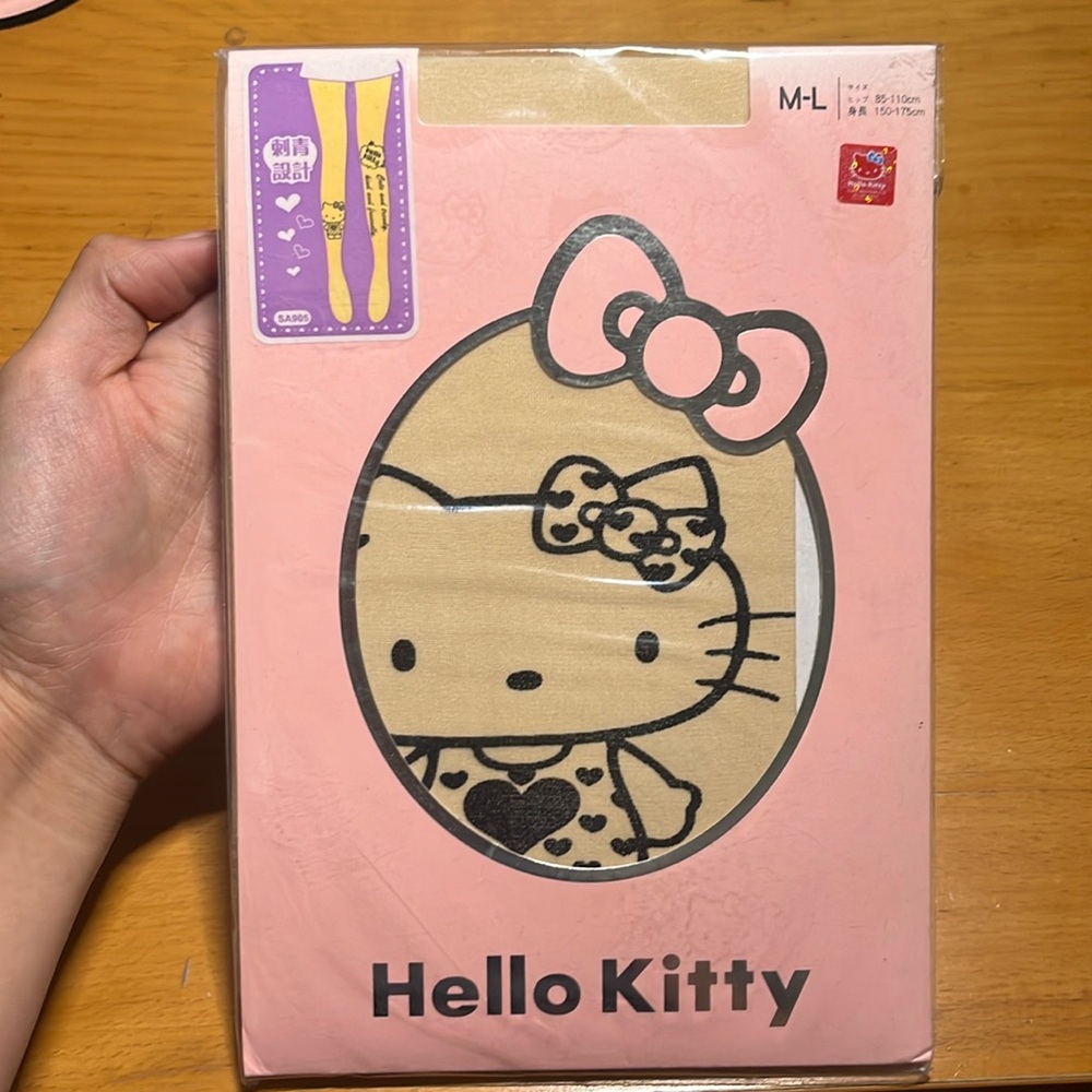 Hello Kitty tights